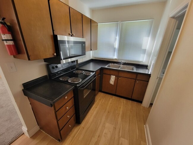 Foto del edificio - Coming Soon! - 1 BED 1 BATH