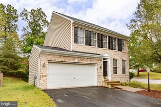 Building Photo - 17575 Deweys Run Ln