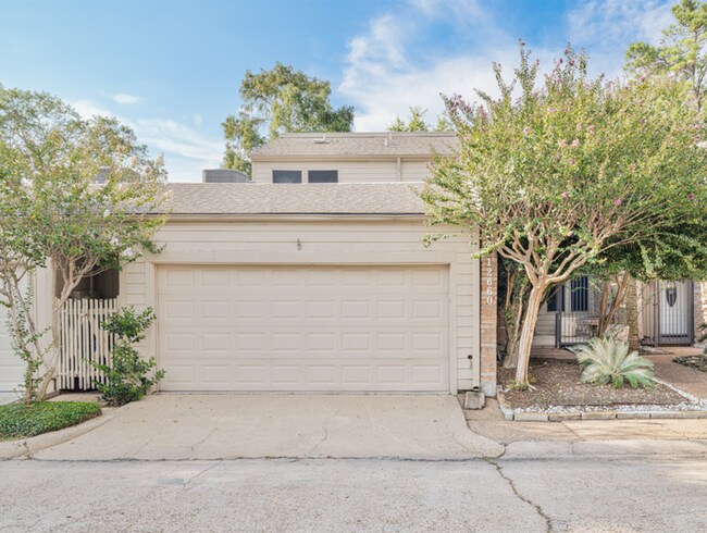 Building Photo - Completely remodeled and furnished Waterfront property!