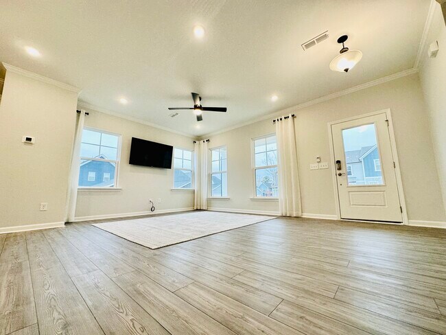 Foto del edificio - 116 Kimber Ln