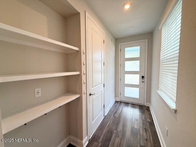 Foto del edificio - 14141 Backbarrier Rd