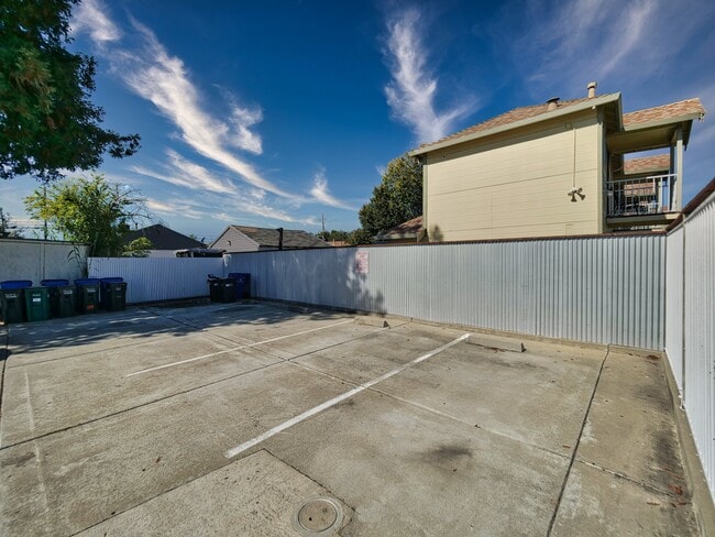 Parking Space - 7226 Fresno St