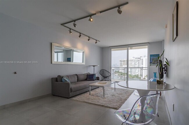 Foto del edificio - 1345 Lincoln Rd