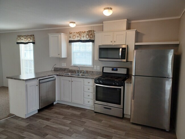 Foto del edificio - 3514 Sally Mae Terrace