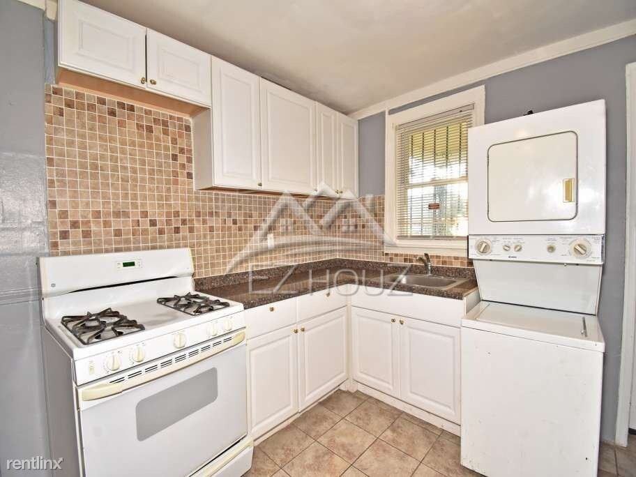 Foto principal - 1 br, 1 bath Apartment - 2411 Christian St