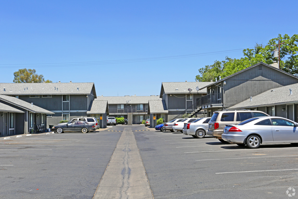 Building Photo - Mountain View Apartments