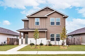Building Photo - 122 Fairmeadow Downs Dr