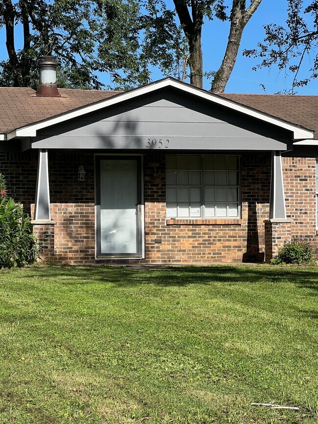Foto del edificio - 3952 Tanglebush Ln NW