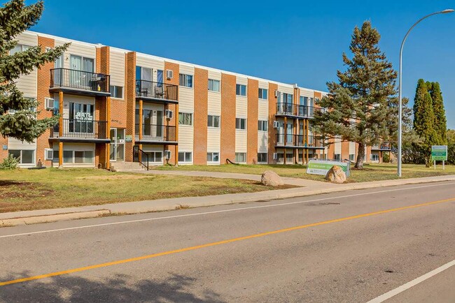 Building Photo - Fairway Plaza