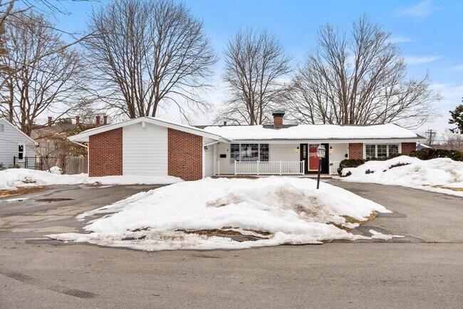 Foto del edificio - 101 Elmcrest Rd