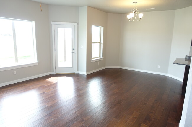 Building Photo - New Home in SouthCreek Subdivision