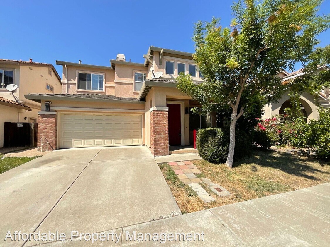 Primary Photo - 4 br, 3 bath House - 119 Mahogany Lane