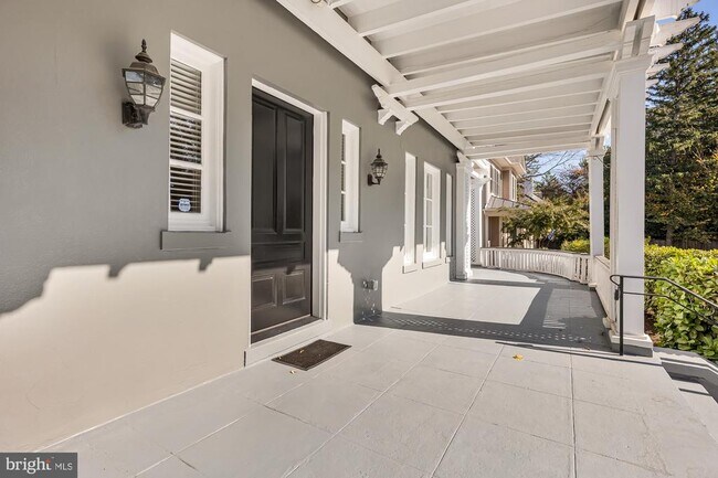 Foto del edificio - 4201 Bradley Ln