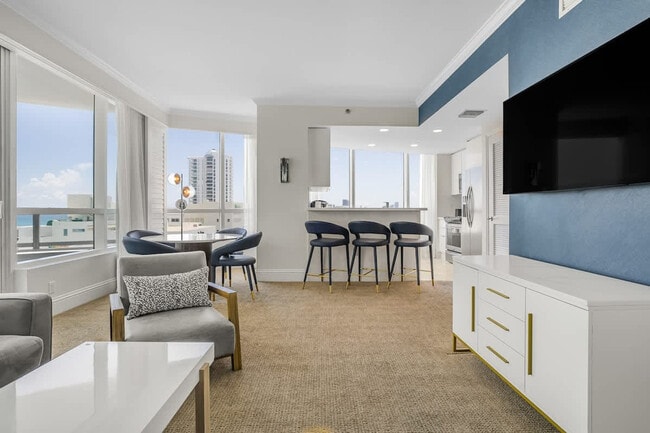 Building Photo - 4401 Collins Ave