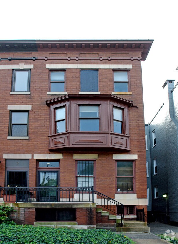 Building Photo - 11 W 29th St