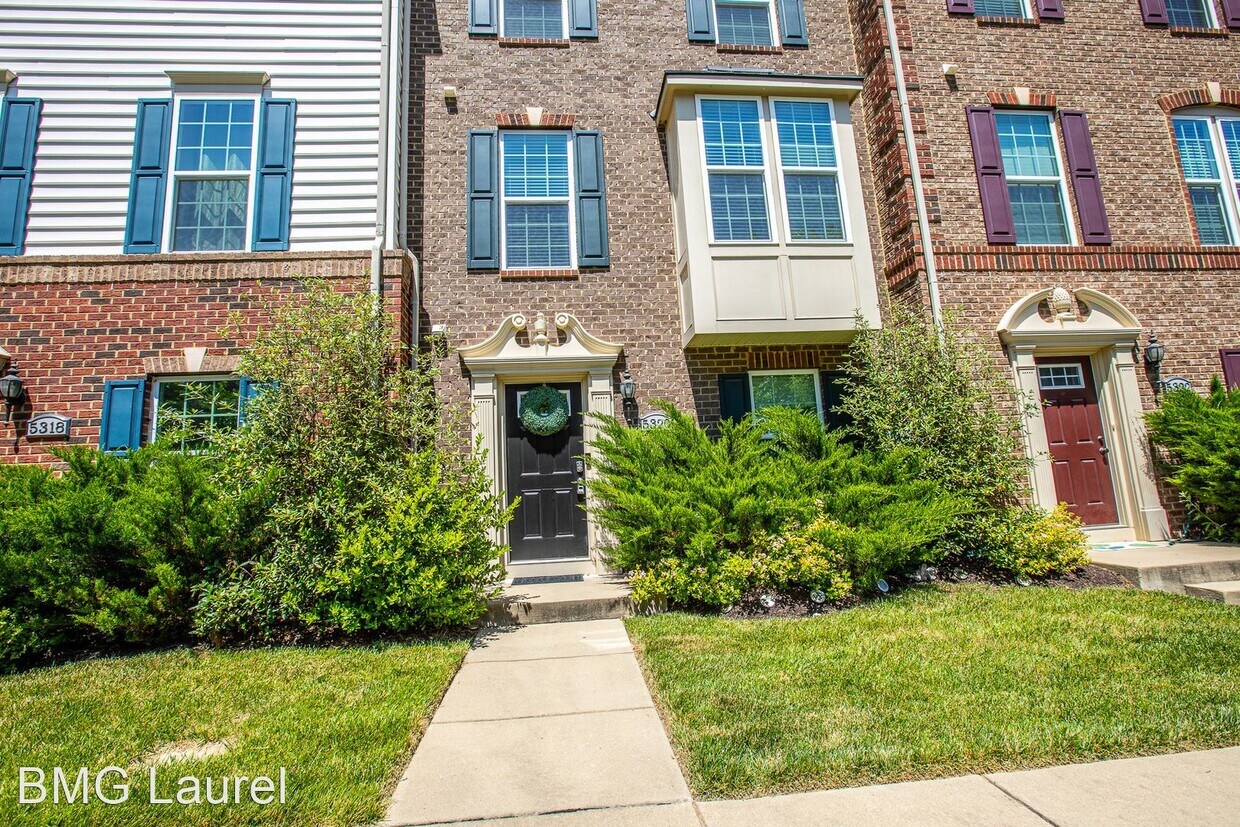 4 br, 4 bath House 5320 Smith's Cove Ln House Rental in Greenbelt