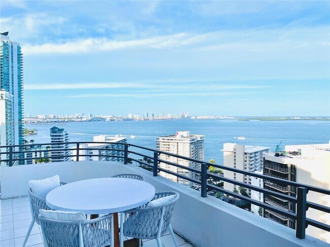 Foto del edificio - 151 SE 15th Rd