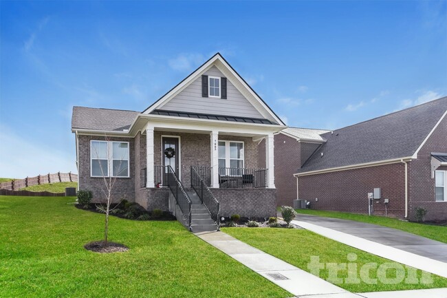 Building Photo - 7005 Park Knoll Dr