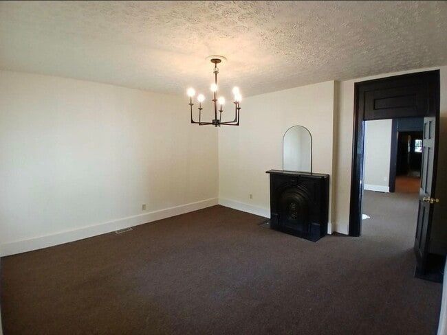 Photo - 1727 Gallagher St (Louisville, KY) House