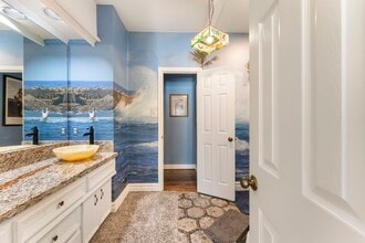 Building Photo - 11 Hornsilver Pl