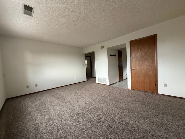 Building Photo - 1122 Yuma St