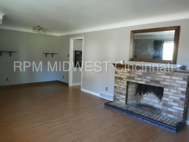 Foto del edificio - 8545 Livingston Rd