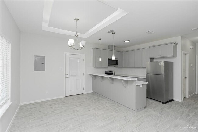 Building Photo - 4708 Mulberry Ave