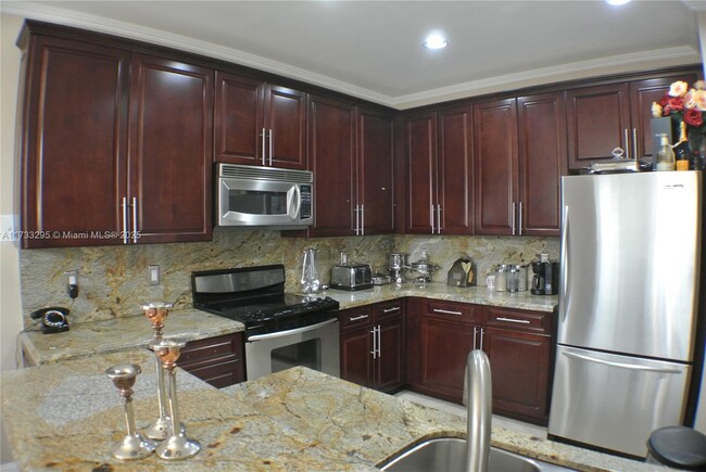 Foto del edificio - 4214 Sabal Ridge Cir