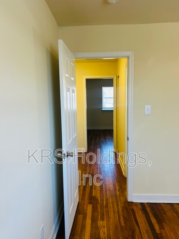 Building Photo - 5238 Goolsby Ct