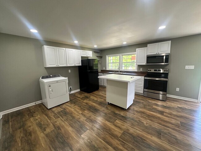 Foto del edificio - Tiny Home - MOVE IN SPECIAL