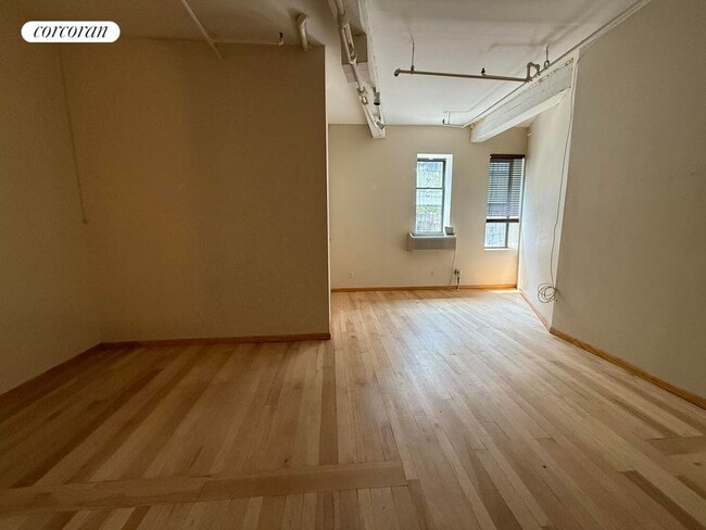 Building Photo - 125 Green St