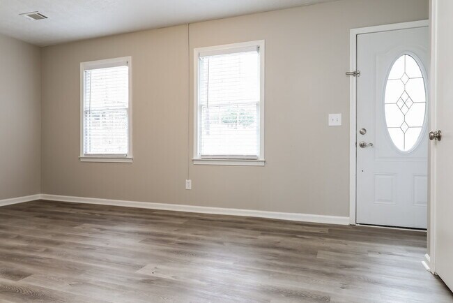 Foto del edificio - 3112 Dempsey Pl