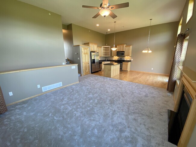 Foto del edificio - 15323 Louisiana Ave