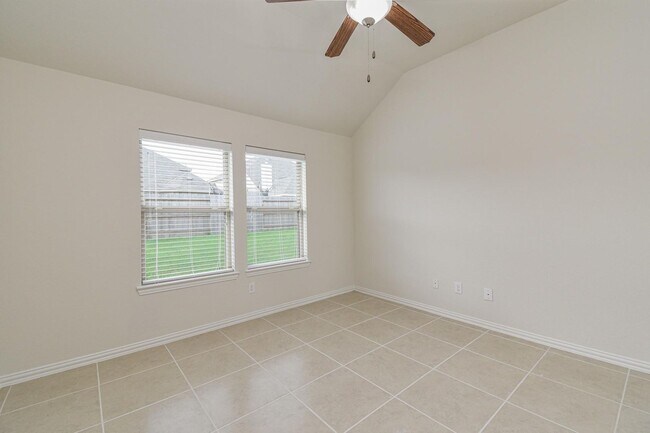 Foto del edificio - Beautiful 3-bedroom plus study, 2-bath home in Inverness Estates!