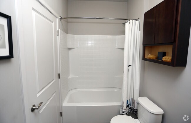 The Avenue Apartments Indianapolis In Apartments Com