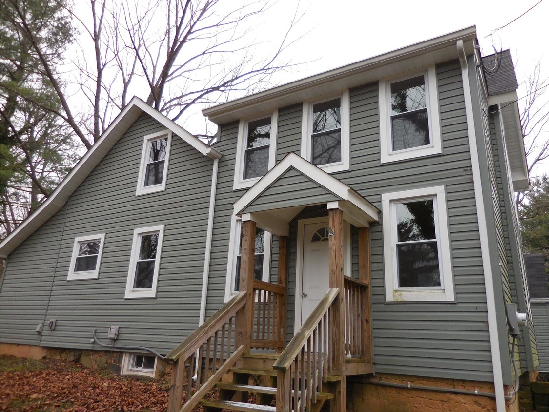 Foto principal - 2119 Swartz Rd