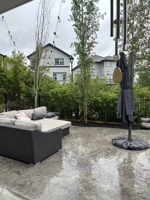 Building Photo - 653-178A 178A St SW