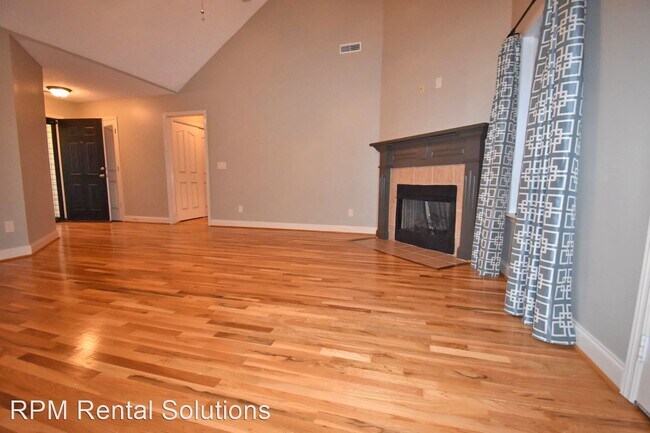 Foto del edificio - 3 br, 2 bath House - 1521 Teresa Lane