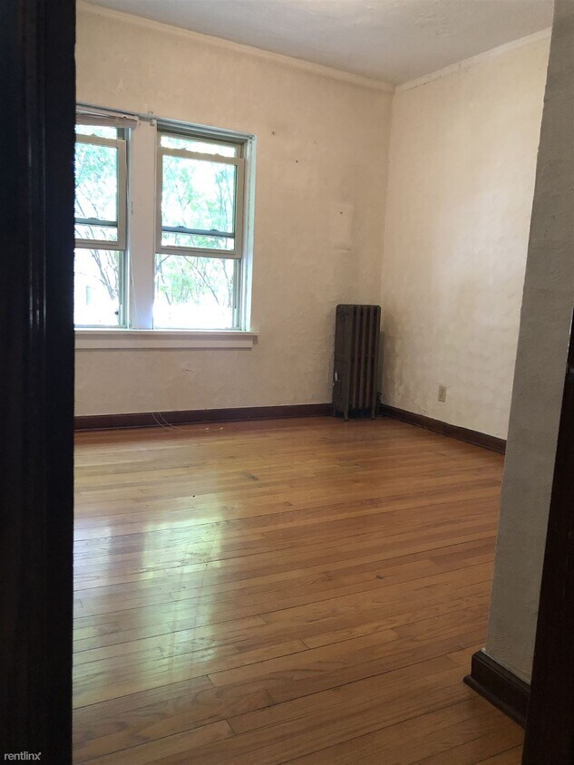 Building Photo - 2581 S Austin St