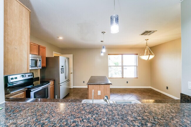 Foto del edificio - 10103 N Mill Crossing Way