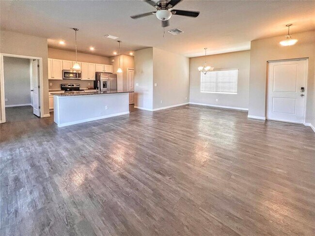 Building Photo - 2166 Carpenter Ln
