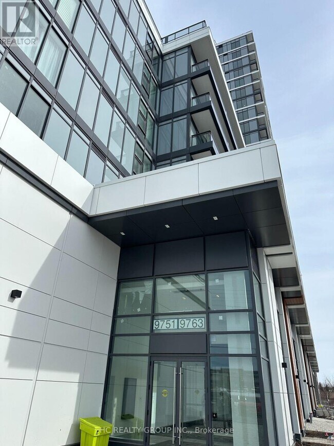 Photo du bâtiment - 9751 Markham Rd