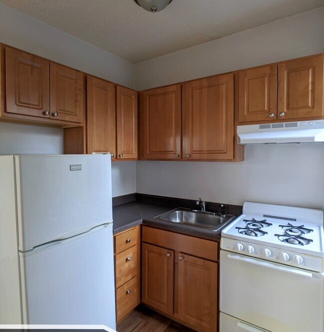 Foto del edificio - 1742 N Humboldt Blvd