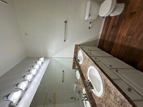 Interior Photo - Wesley St. James Apartments at Sandy Springs