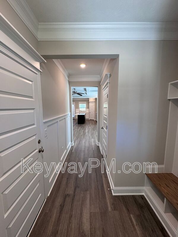 Foto del edificio - 2062 Denmark Ave SE