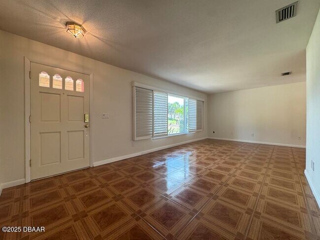 Foto del edificio - 4350 Candlewood Ln