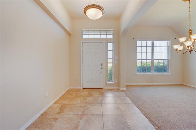Building Photo - 8856 Devonshire Dr