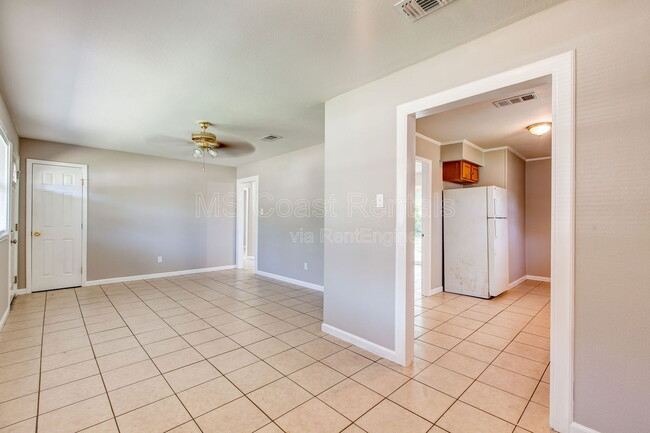 Foto del edificio - 6569 Cortez Cir