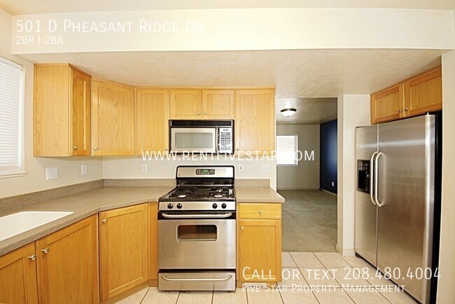 Foto del edificio - 501 Pheasant Ridge Dr