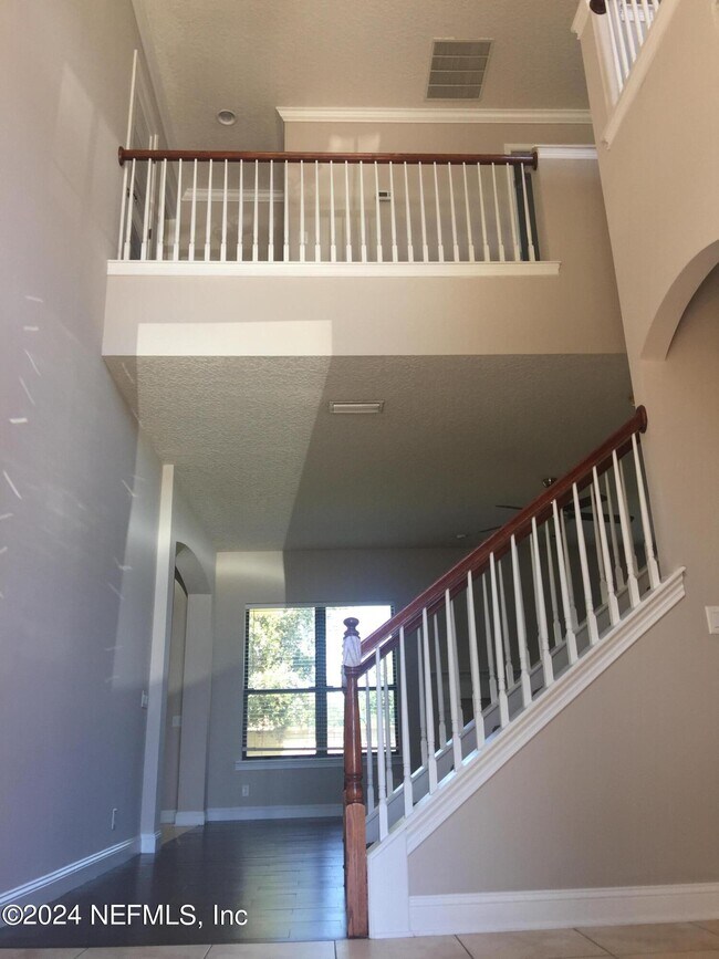 Foto del edificio - 13027 Highland Glen Way N